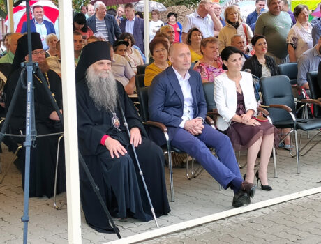 Преосвященнейший епископ Валуйский и Алексеевский Савва принял участие в торжествах по случаю 94-й годовщины образования Ровеньского района